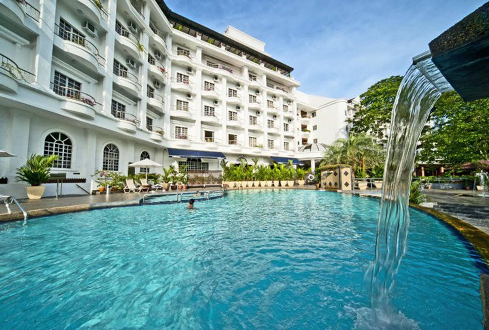 Hotel Flamingo By The Lake, Kuala Lumpur 4*